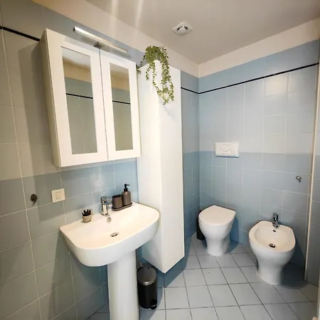 Casa Ginestra - Comfort A 1 Km Da - 5 Ospiti - Garage Apartment *